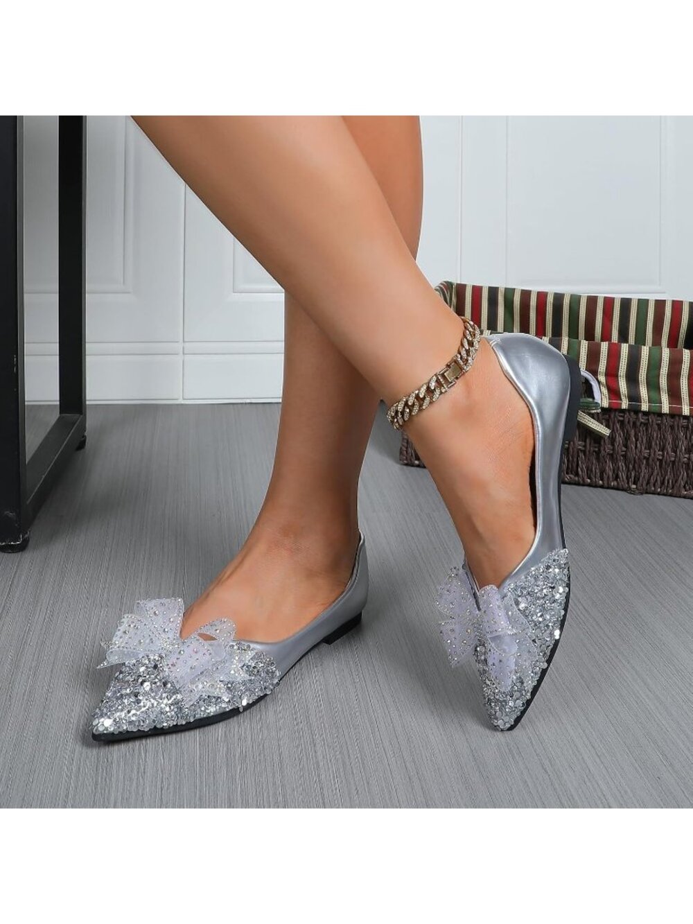 〽️Women's Silver Flats Low Heel Comfort Pointed Toe Polyurethane Ballet Shoes